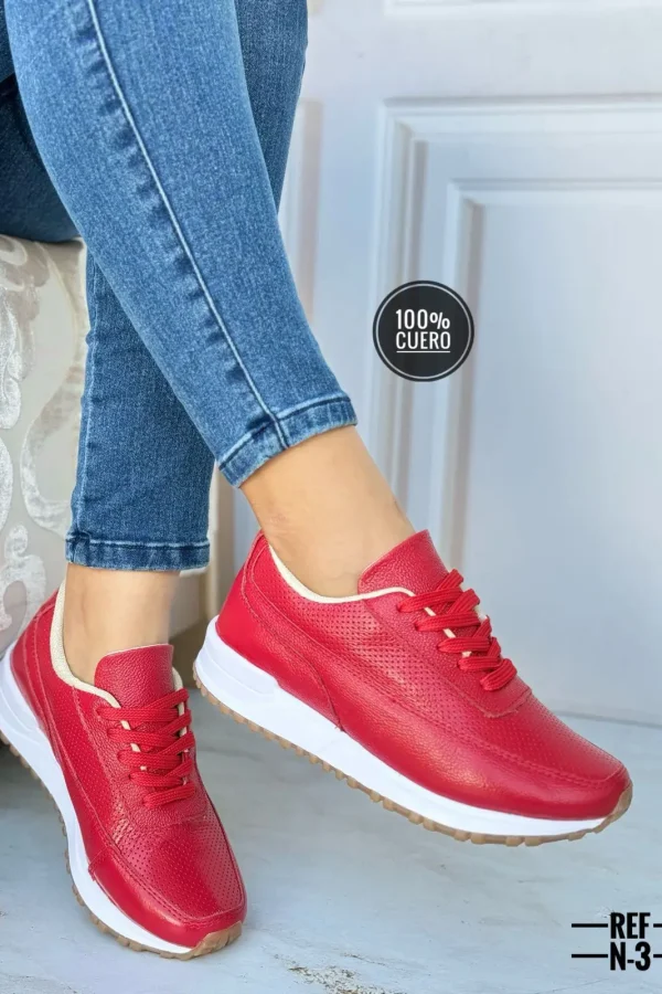 zapato-deportivo-en-cuero-para-mujer-color-rojo