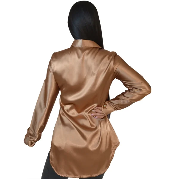 Camisa en satín Slim Fit para mujer, color ocre. - Imagen 4