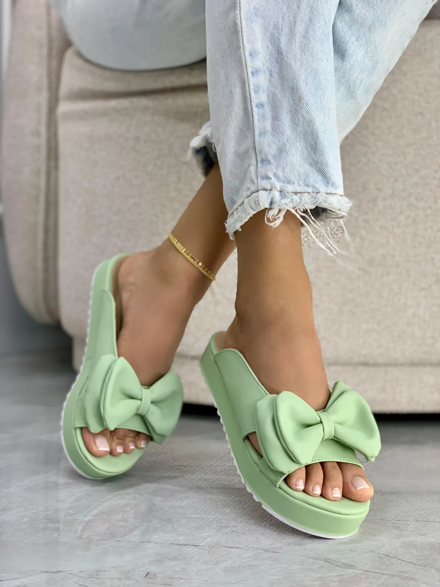 sandalia-chancleta-para-mujer-color-verde