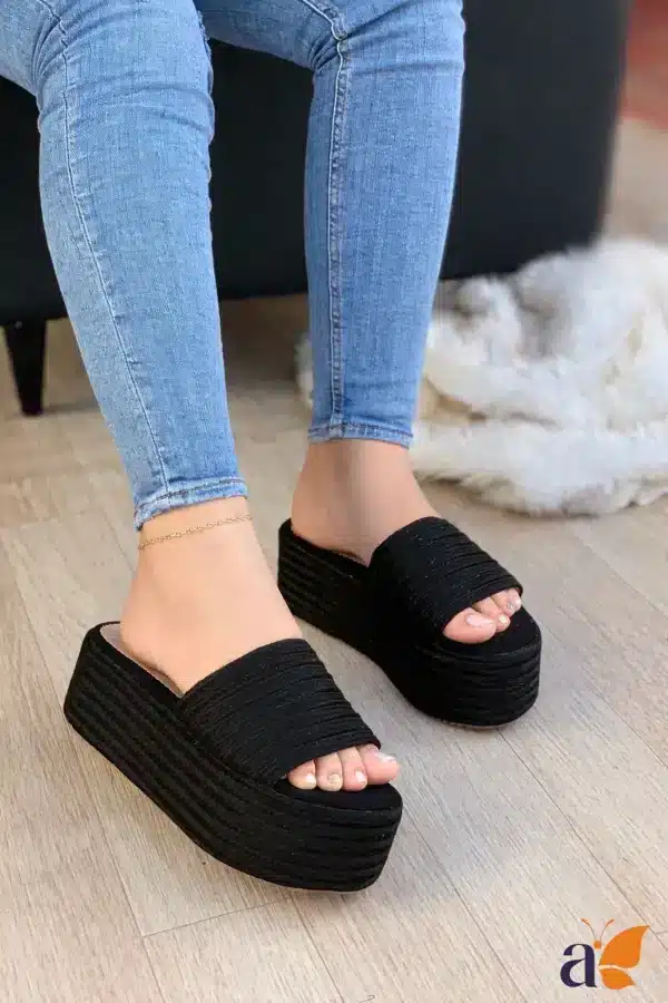 sandalia-de-plataforma-para-mujer-color-negro-altura-6.5 cm