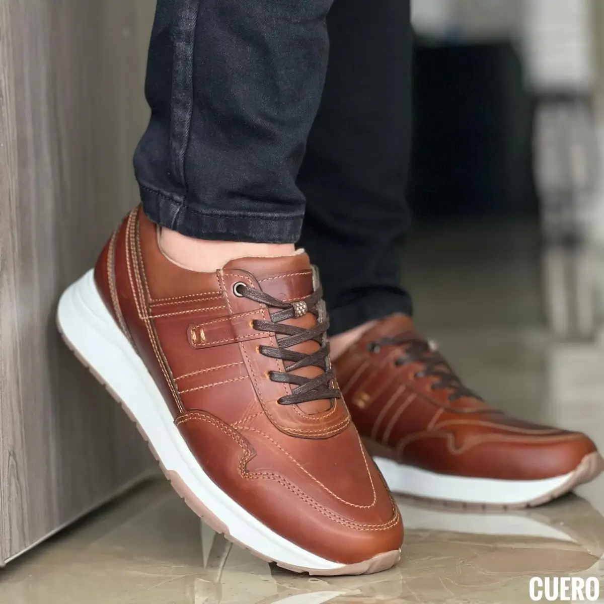 zapato-casual-en-cuero-para-hombre-color-miel-oscuro