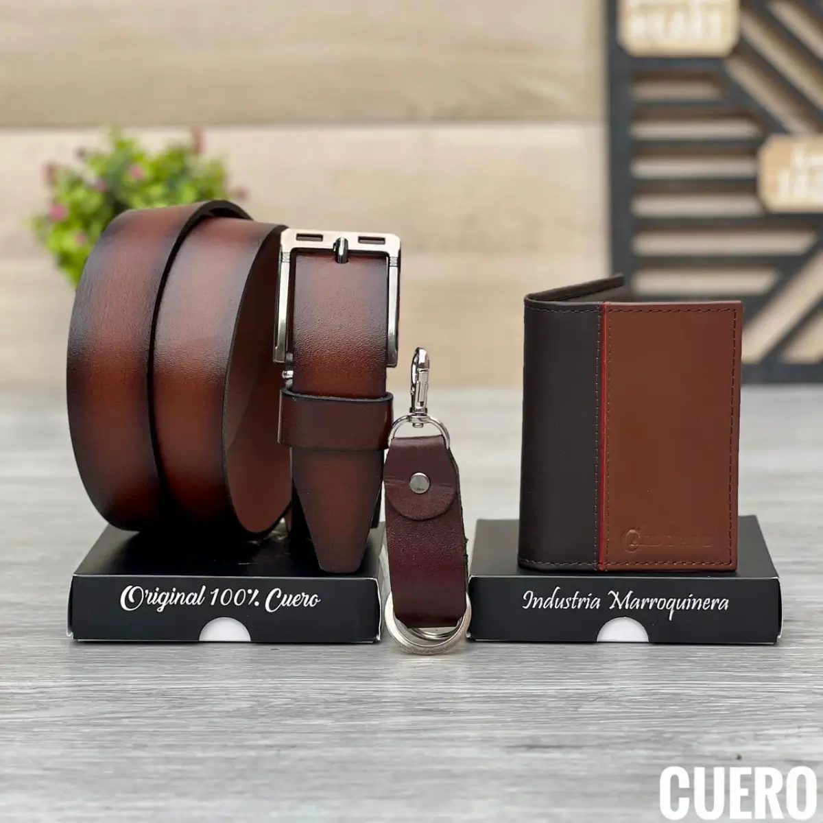 set de accesorios en cuero genuino para hombre billetera correa y llavero hecho en Colombia